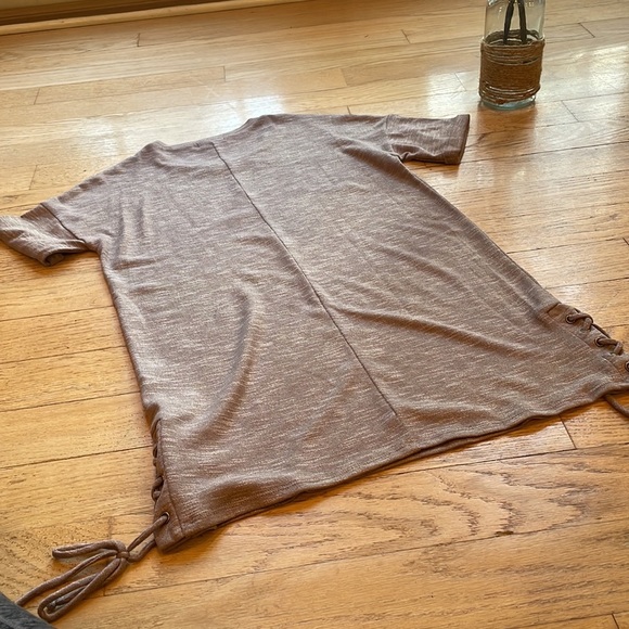 Gianni Bini tunic - Picture 9 of 9